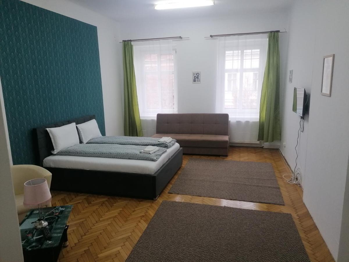 Apartament Royal Sibiu Leilighet Eksteriør bilde